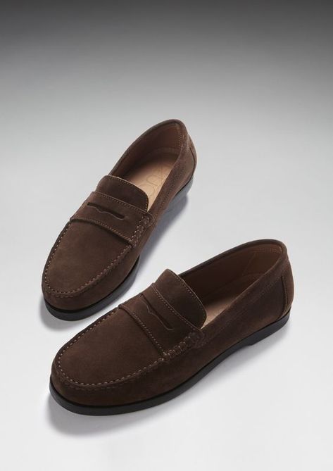 does not cover roots ! Brown Loafers Men, Loafers With Tassels, Mens Loafers Shoes, Penny Loafers Men, Loafers Brown, Moccasins Mens, Shoe Sole, Brown Loafers, Mens Boots Fashion