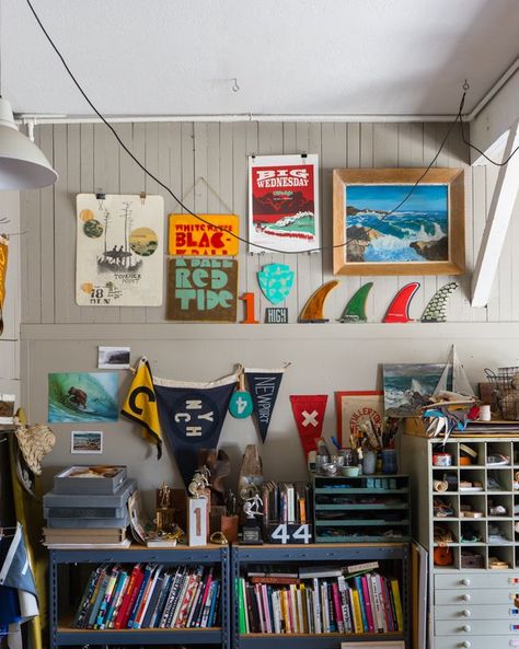 8 Surf-Inspired Homes That'll Make You Want to Move to the Coast Surfer House Decor, Slightly Choppy, Hang Surfboard On Wall, Surf Shack Interior Coastal Style, Surf Inspired Living Room, Surf Shack Aesthetic, Surf House Decor Interior Design, Surf Shack Interior, Surf Shop Interior