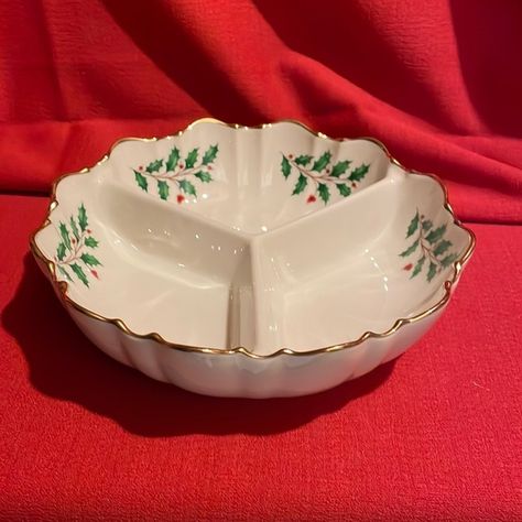 “Lenox” Candy Dish Candy Dish, Candy Dishes, Scalloped Edge, Christmas Outfit, Christmas Crafts, Candy, Fast Delivery, Customer Support, Jewelry Watches