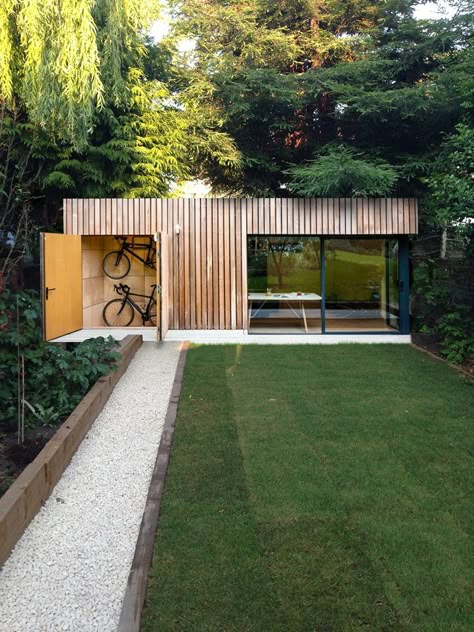 Garden Cabins, Backyard Office, Casa Exterior, Garden Studio, Garden Buildings, Garden Office, Back Garden, Modern Garden, Small Garden