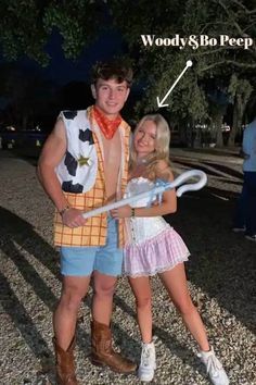 Halloween Costumes Ideas Duo 2024, Hallow Costume Ideas, Couples Film Costumes, Couples Halloween Costume 2024 Cute, Couples Toy Story Costume, Duo Couple Halloween Costumes, Toy Story Duo Costumes, Best Couples Costumes 2024, Cute Halloween Outfits For Couples