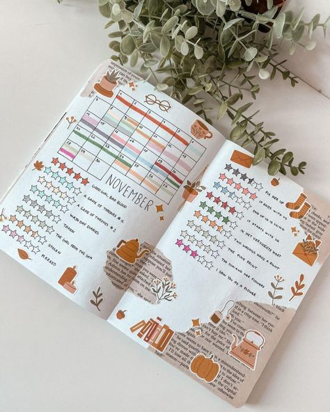 Creative Reading Journal Ideas, August Reading Journal Spread, Bujo Design Ideas, Book Tracker Journal Ideas, Reading Journal Page Tracker, Reading Journal Goals Page, October Reading Journal Spread, 2024 Reading Journal Ideas, Fall Reading Journal Spread