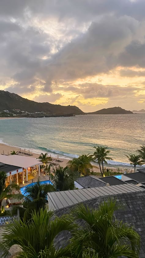 Book your stay at Cheval Blanc Saint-Barth through Ourisman Travel for complimentary breakfast, resort credits, and more. 🌴✨ Read how on our blog! St Barts Aesthetic, Ocean Room, Holiday Inspo, St Barths, St Barts, Best Spa, Birthday Trip, Caribbean Travel, Saint Barth