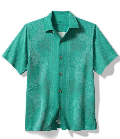 From Tommy Bahama, this shirt features:Allover printSpread collarShort sleevesButton-front closureStraight hemEngineered silk jacquardMachine wash/tumble dryImported. Shirt And Pants For Men, Resort Beach, Island Style, Camp Shirt, Pants For Men, Silk Shorts, Shirt Fits, Beach Vibes, Camping Shirt