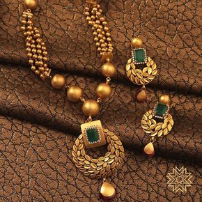 Antique Gold Jewelry Indian, Gold Necklace Indian Bridal Jewelry, Gold Pendant Jewelry, Wedding Jewellery Collection, Antique Gold Jewelry, Gold Fashion Necklace, Gold Jewellery Design Necklaces, Gold Jewelry Necklace, Gold Jewelry Indian