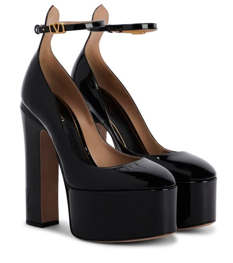 Valentino Garavani - Tan-Go 155 leather platform pumps | Mytheresa Valentino Heels, Valentino Garavani Shoes, Patent Leather Pumps, Pretty Shoes, Dream Shoes, Platform Pumps, My Shoes, Fame Dr, Black Pumps