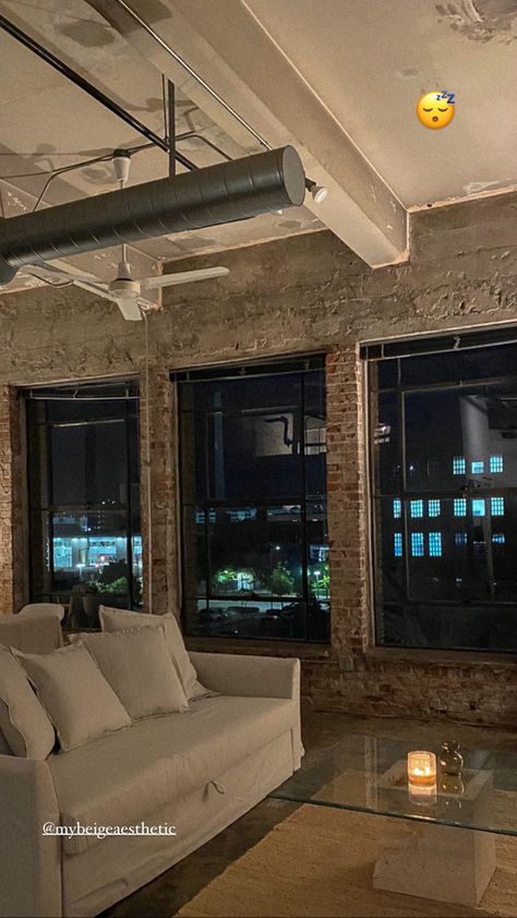 loft aesthetic Dream Loft Apartment, Downtown Loft Aesthetic, Nyc Loft Apartment Aesthetic, Dream Loft Studios, Studio Apartment Industrial, Nyc Loft Aesthetic, Unisex Apartment, Chicago Apartment Aesthetic, Chicago Loft Apartment