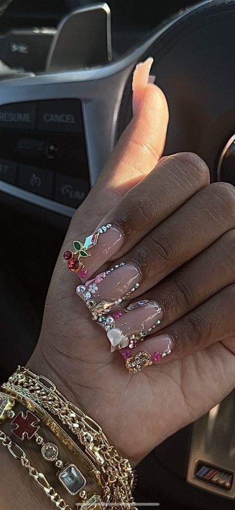 Short Duck Junk Nails, Nail Inspo Duck Nails, Short Duck Nails Acrylic Junk, Summer Duck Nails, Duck Junk Nails, Junk Nails Short, Junk Duck Nails, Short Duck Nails, Duck Nails Short