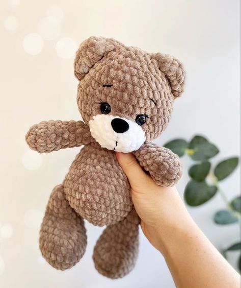 Teddy Bear Amigurumi Free Pattern, Bear Amigurumi Free Pattern, Crochet Teddy Bear Pattern Free, Chunky Yarn Crochet Pattern, Knitting Bear, Teddy Bear Amigurumi, Yarn Crafts Crochet, Teddy Bear Patterns Free, Bear Patterns Free