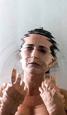 Michael Borremans, Indie Photography, Face Mirror, Reflection Art, Glass Photography, Face Study, Reflection Photography, Water Drawing, One Republic