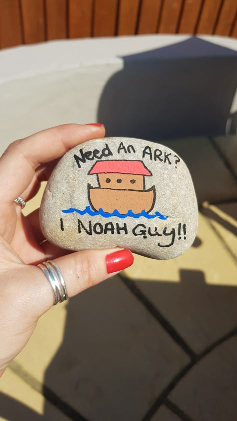 #rockpainting #rockpaintingideas #pebblepainting #paintedstones #rockart #stoneart #painting #posca #hiddenpebbles #kindnessrocks Easy Rock Painting Ideas, Easy Rock Painting, Funny Rock, Garden For Beginners, Posca Art, Christian Quotes God, Rock Painting Ideas Easy, Painted Rock Ideas, Painted Rocks Diy