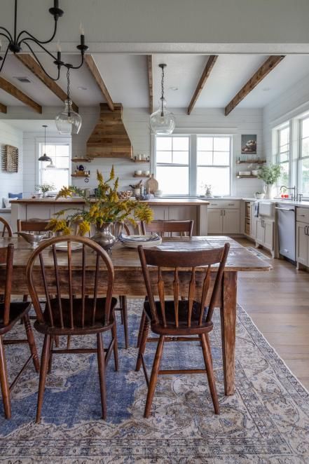 Rustic Farmhouse Style Kitchen, Moore House, Farmhouse Kitchen Lighting, Classic Farmhouse, Farmhouse Kitchen Design, Farmhouse Interior, Farmhouse Style Kitchen, Wood Beams, Farmhouse Living