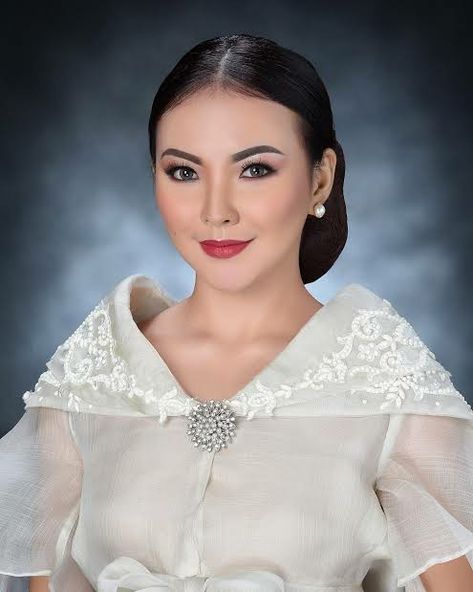 Graduation Toga Template, Formal Graduation Pictures, Filipiñana Dress Modern For Graduation, Filipiniana Graduation Picture, Filipiniana Photoshoot, Formal Attire Women Id Picture Template, Baby Bumble Bee Costume, Formal Attire Women Id Picture, Creative Shot For Graduation