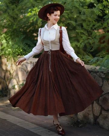 Villager Outfit, Beground Aesthetic, Cottagecore Pants, Love Styles, Sophisticated Casual, Belted Skirt, Elle Fashion, Skirt Maxi, Favorite Sweater