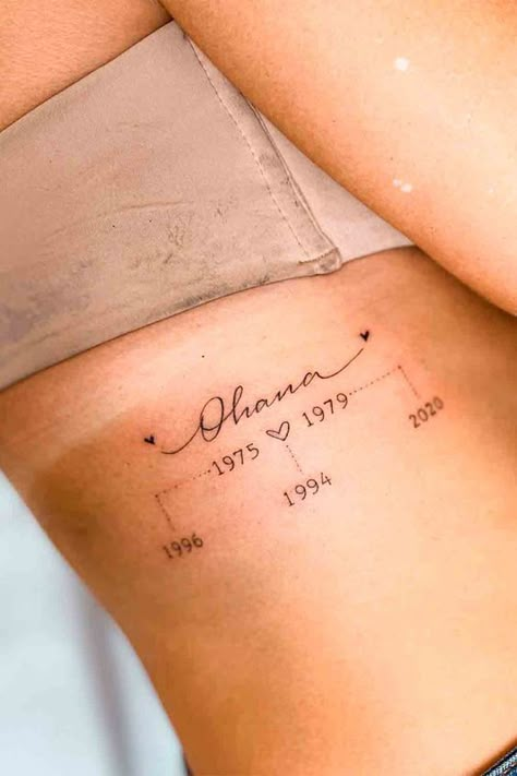 Word Search Tattoo Ideas, Tattoo Ideas For Moms, Name Tattoos For Moms, Tato Minimal, Tattoos For Moms, Mom Tattoo Designs, Tattoos With Kids Names, Mommy Tattoos, Mother Tattoos