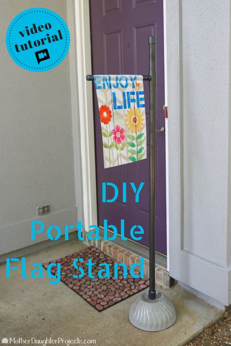 Video tutorial: see how to make a PVC pipe flag stand. Great for garden flags and chalkboards! 2x4 Christmas Tree, Pvc Garden, Garden Flag Holder, Diy Flag, Stepping Stones Diy, Pvc Pipe Projects, Sidewalk Sign, Mother Daughter Projects, Flag Holder