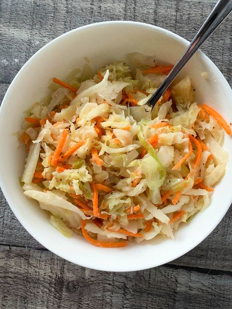 Oil And Vinegar Coleslaw, Traditional Coleslaw Recipe, Vinegar Coleslaw, St Hubert, Slaw Dressing, Riced Veggies, Coleslaw Dressing, Cabbage Slaw, Coleslaw Mix