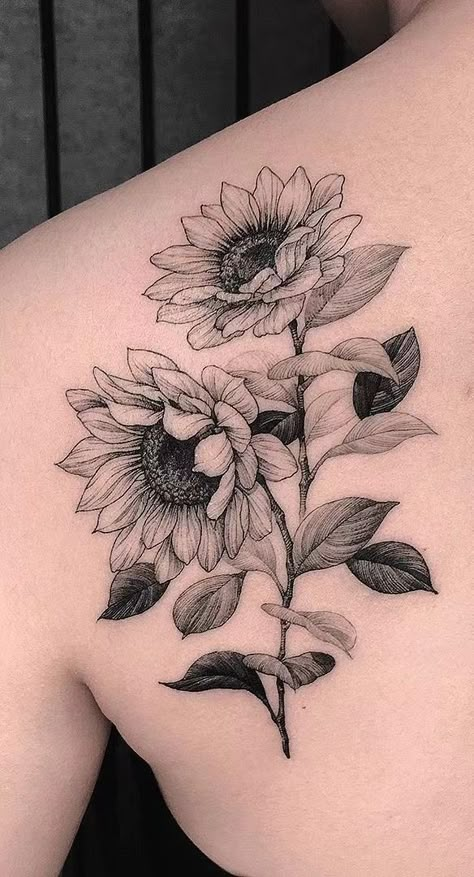 E H, Sunflower Tattoo Shoulder, Autumn Tattoo, Geniale Tattoos, Sunflower Tattoos, Botanical Tattoo, Sunflower Tattoo Design, Tattoo Feminina, Sunflower Tattoo