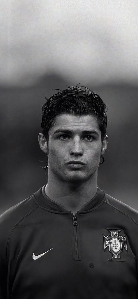 Cr7 Photos, Cristiano Ronaldo Young, Cristiano 7, Ronaldo Photos, Ronaldo Quotes, Black And White Football, Cr7 Wallpapers, Cr7 Jr, Ronaldo Pictures