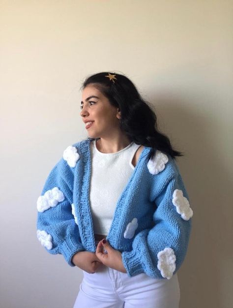 Cloud Knit Cardigan 100% Handmade oversize Cardigan - Etsy.de Cardigan Handmade, Oversize Cardigan, Handmade Sweater, Crochet Inspo, Cute Cardigans, Trendy Fashion Tops, Chunky Cardigan, Sweater For Women, Oversized Cardigan