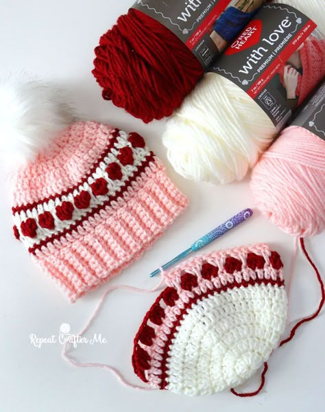 Crochet Hearts in a Row Striped Hat - Repeat Crafter Me Crochet Hearts In A Row Striped Hat, Free Heart Crochet Pattern, Valentine Hats, Crochet Valentine Patterns, Crochet Valentines, Knitting Abbreviations, Different Crochet Stitches, Crochet Valentine, Repeat Crafter Me