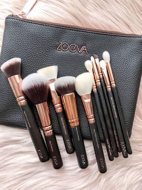 Zoeva Brushes, Mac Makeup Looks, How To Wash Makeup Brushes, Make Up Designs, Natural Makeup Tips, Best Natural Makeup, Makeup Accesories, Brush Sets, Trendy Makeup