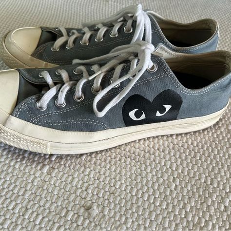 Comme des Garçons Play Big Heart Low-Top Sneakers grey Comme Des Garcons Shoes, Nba Sweatshirt, Fila Ray Tracer, Comme Des Garcons Play, Champion Reverse Weave, Houston Rockets, Grey Shoes, Sneakers Grey, Big Heart