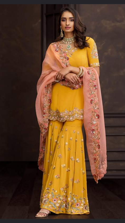 Designer Suits For Wedding, Haldi Dress, Sharara Designs, Haldi Outfits, Haldi Outfit, Traditional Indian Dress, Bollywood Outfits, Pakistani Fashion Party Wear, Indian Dresses Traditional