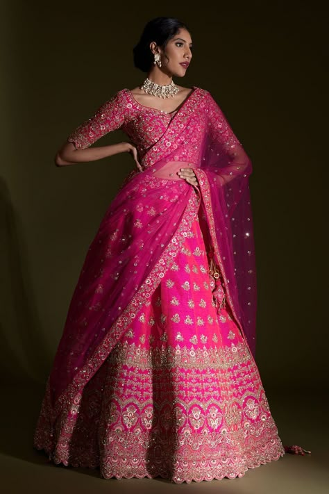 Silk Bridal Lehenga, Reception Dress Ideas, Year 12 Formal, Asian Bridal Hair, Pink Bridal Lehenga, New Lehenga, Bridal Lehenga Online, Designer Bridal Lehenga Choli, Bridal Lengha