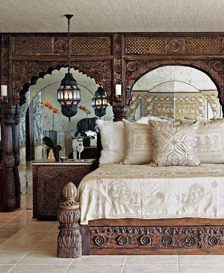 Rajasthani Style Bedroom Indian Bedroom, Moroccan Bedroom, Indian Interiors, Moroccan Interiors, Dekorasi Kamar Tidur, Themed Bedroom, Traditional Furniture, Moroccan Decor, Indian Home