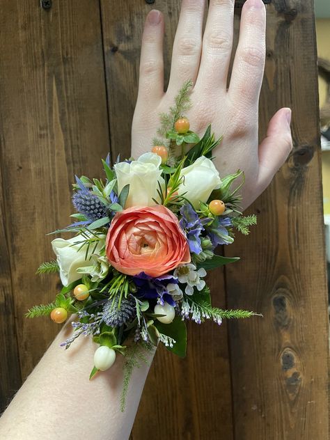 Corsages — Funky Mountain Flowers Wild Flower Corsage Wrist, Unique Prom Corsage Ideas Fresh Flowers, Wildflower Wrist Corsage, Shower Archway, Wild Flower Corsage, Wildflower Corsage, Boutineer Ideas, Formal Flowers, Wearable Flowers