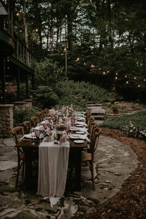 Micro Wedding Ideas Colorado, Whimsical Micro Wedding, Small Wood Wedding, Intimate Woodsy Wedding, Wisconsin Outdoor Wedding, Small Intimate Mountain Wedding, Early Fall Outdoor Wedding, Cabin Micro Wedding, Spring Cabin Wedding