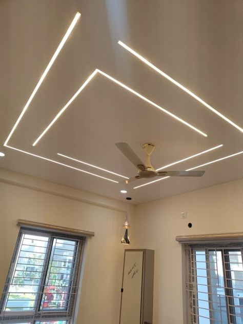 False Ceiling Profile Light Design Hall, Fall Celing Designs For Bedroom, Profile Ceiling Design For Living Room, Profile Light Ceiling Design For Office, Pop Design For Office Ceiling, Profile Light Celling Design, Hall Profile Light Ceiling, Modern False Ceiling Design For Hall, False Ceiling Design For Office