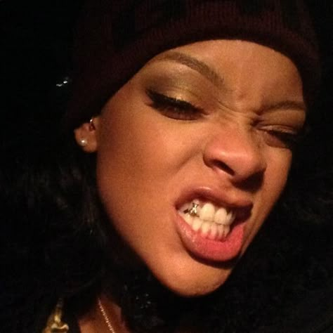 Rihanna selfies | Rihanna 's smile is shining bright like a diamond! Or should we say ... Swag Era, Bad Gal Riri, 2013 Swag Era, Rihanna Riri, Bad Gyal, Bad Gal, Rihanna Fenty, Playlist Covers, Rihanna