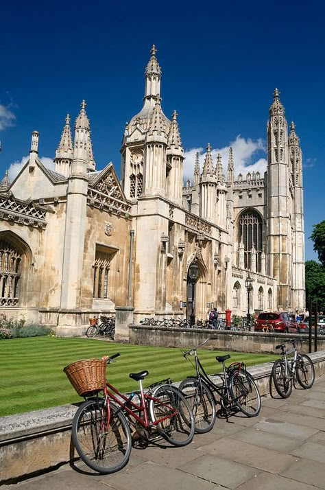 Cambridge Logo, English University, English Terminology, Cambridgeshire England, Cambridge Student, King's College Cambridge, Kings College, Cambridge Igcse, Herzogin Von Cambridge