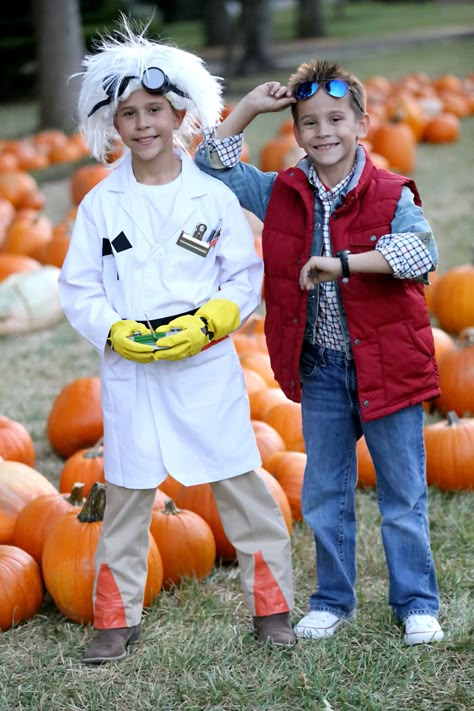 Marty McFly and Doc Brown Back to the Future Kids Costume DIY Brown Costume Ideas, Back To The Future Costume, Marty Mcfly Costume, Marty Mcfly And Doc Brown, Back To The Future Party, Look Disco, Future Costume