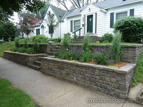 How To Build A Retaining Wall [Video] | Axel Landscape Sloped Front Yard, Wall Video, Backyard Retaining Walls, Terraced Landscaping, Building A Retaining Wall, Yard Drainage, Front Yards Curb Appeal, Landscaping On A Hill, Garden Retaining Wall