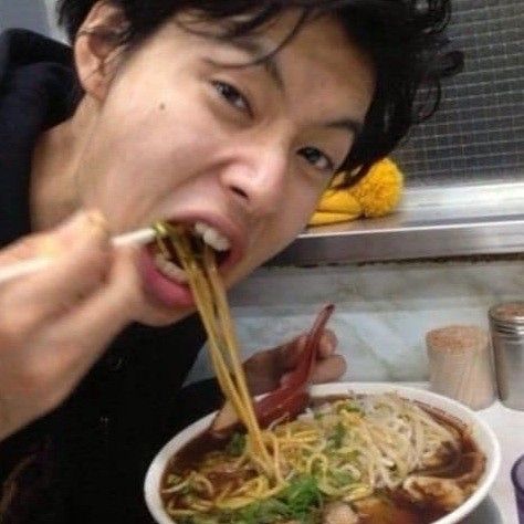 Eating Noodles, Yamazaki Kento, Not Musik, Kento Yamazaki, Japanese Actors, Asian Actors, My Bf, My Type, Kpop Memes