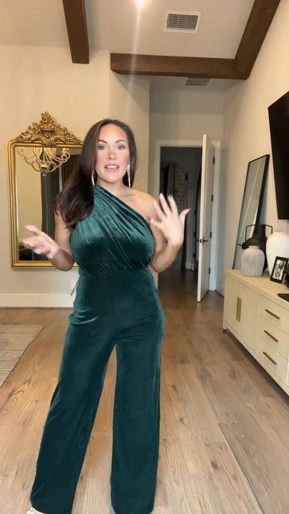 this entire outfit is 50% off!! the perfect holiday look! ❤️ #expressholiday #holidaylooks #holidayjumpsuit #velvetjumpsuit #jumpsuit #express Christmas Party Jumpsuit Outfit, Velour Jumpsuit Outfit, Green Velvet Heels Outfit, Velvet Jumper Outfit, Jumper Outfit Winter, Velvet Jumpsuit Outfit, Jumpsuit Express, Jumpsuit With Jacket, Jumper Outfits