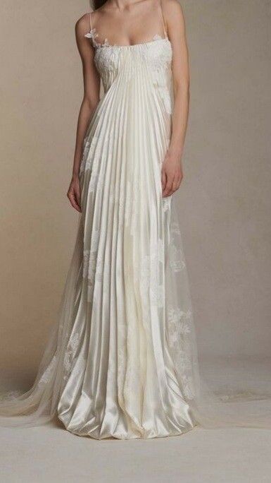 Greek Goddess Evening Gowns, Ancient Greece Wedding Dress, Ancient Greek Inspired Dress, Greek Aesthetic Wedding, Aphrodite Wedding Dress, Medieval White Dress, White Flowy Dress Goddesses, Greek Wedding Dress Goddesses, Roman Wedding Dress