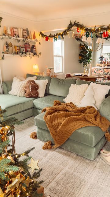 Emily Welch | Cozy Home & Life on Instagram: "Petition for twinkle lights all year ✨✨ Is anyone else shopping for a few new things to decorate with post Christmas so their house isn’t depressing? 🤣 Video idea from @mishkashoe and @astoldbymichelle #cozyhome #cozylivingroom #christmaslivingroom #cozylittlechristmas my cozy home Christmas vibes small space living eclectic decor whimsical colorful" Cozy Home Christmas, Eclectic Christmas Decor, Whimsical Living Room, Christmas Decorations Apartment, Cozy Christmas Decor, Christmas Apartment, Cottage Christmas, Christmas Decorations Living Room, Apartment Aesthetic