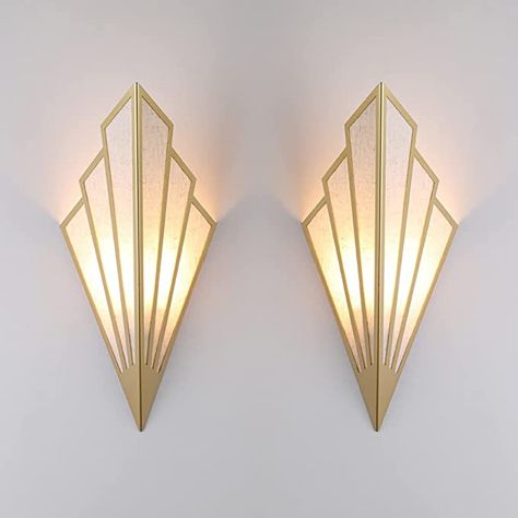 Art Deco Office, Casa Art, Art Deco Lounge, Lampe Art Deco, Art Deco Living Room, Deco Lighting, Wall Lamps Living Room, Art Deco Bedroom, Motif Art Deco