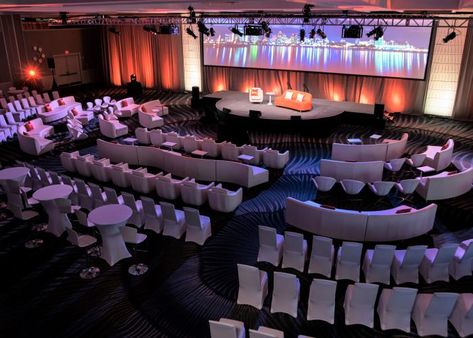 Savvy Events & Entertainment Panel Speakers Event, Modern Event Space Design, Conference Set Up, Speaker Event Design, Event Conference Design, Event Lounge Design, Event Seating Ideas, Conference Decorations Events, Corporate Events Decor