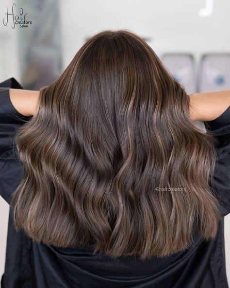 Hazelnut Brown Balayage Naturally Curly Brunette Hair, Brown Hazelnut Hair, Hazelnut Balayage Brunettes, Cold Brown Balayage, Effortless Brunette Hair, Hazelnut Brown Hair With Highlights, Hazelnut Brown Balayage, Hazelnut Highlights On Brown Hair, Warm Brown Hair Balayage