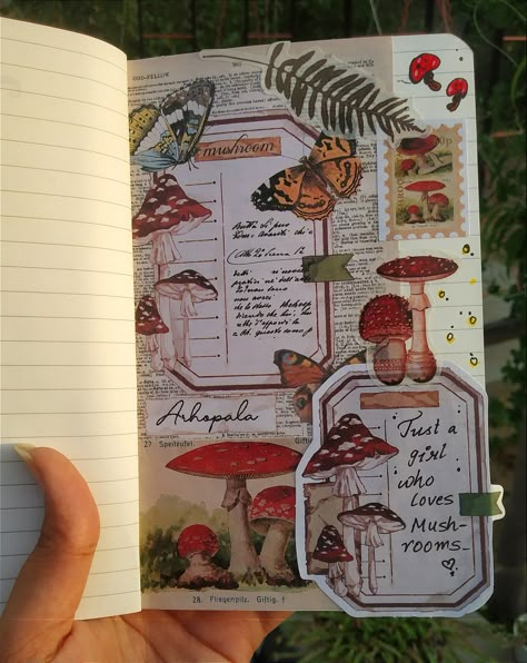 Mushroom Junk Journal Page, Junk Journal Mushrooms, Forest Journal Page, Cottagecore Junk Journal, Mushroom Scrapbook Ideas, Mushroom Journal Ideas, Nature Scrapbook Ideas, Mushroom Scrapbook, Forest Scrapbook