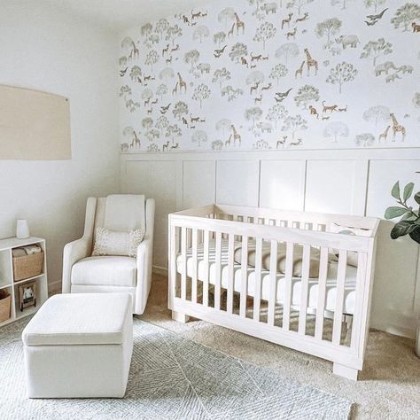 We’ve got a wallpaper crush! The Patterson Wallpaper by Clara Jean featuring a scenic safari wallpaper is the perfect pop of whimsy and it’s great for a gender neutral nursery too. Tap image for more details. #wallpaper #nurserywallpaper #genderneutralnursery #nurserydecor #nurserydesign #nurseryinspo #baby #nesting #nurseryideas Nursery Wallpaper Boy, Nursery Accents, Nursery Accent Wall, Dreamy Nursery, Wallpaper Room, Baby Nursery Inspiration, Safari Wallpaper, Nursery Trends, Nursery Room Design