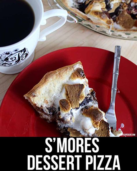 Smore Dessert, Dessert Pizza Recipe, Dessert Pizza Recipes, Smores Dessert, Dessert Pizza, Kiss The Cook, Sweet Delights, Pizza Recipe, S Mores