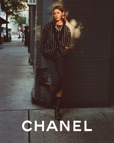 Vivienne Rohner Models CHANEL Pre-Spring 2023 Collection Chanel Ss23, Vivienne Rohner, Fashion Ad Campaigns, 90s Models, Star Top, 2023 Collection, Striped Cardigan, Summer 2023, Top Model