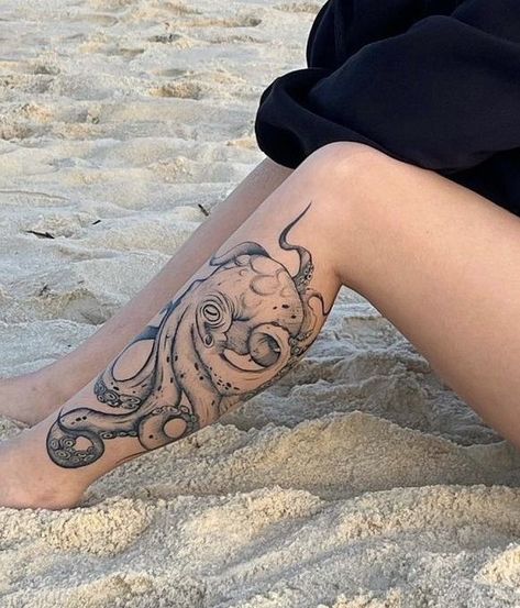 Tattoo Pierna Mujer, Octopus Tattoo Sleeve, 16 Tattoo, Octopus Tattoo Design, Octopus Tattoos, Jellyfish Tattoo, Octopus Tattoo, Leg Tattoos Women, Calf Tattoo