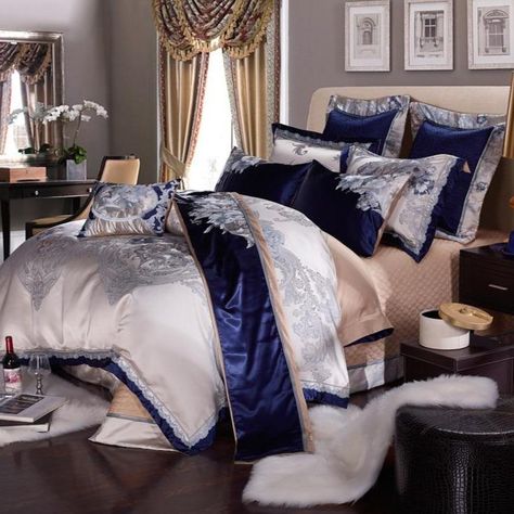 Marble Wallpaper Bedroom, Cute Bed Sets, Luxury Comforter Sets, Cute Bed, Glamourous Bedroom, Jacquard Bedding, Blue Bedroom Decor, Silk Bedding Set, Blue Duvet